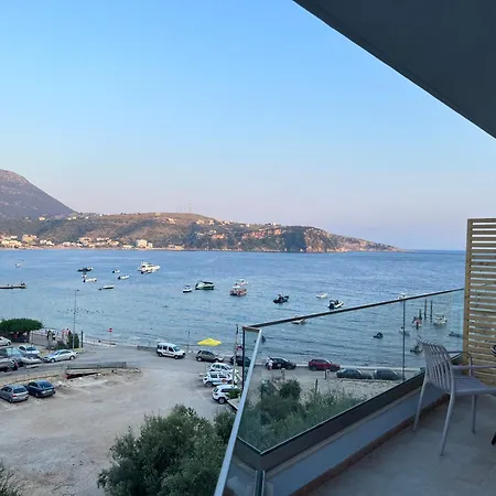 Διαμέρισμα Sea And Sky *