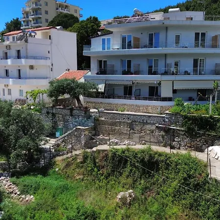 Апартаменты Sea And Sky Химара