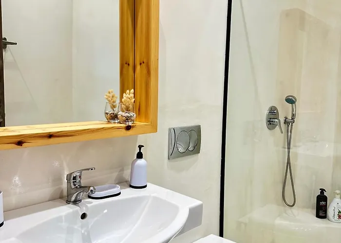 Sea And Sky * Himarë